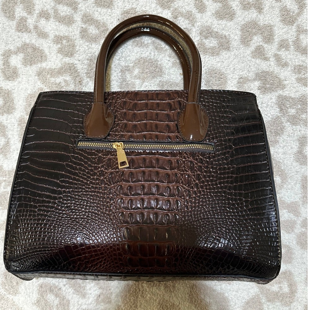 Unbranded Crocodile Embossed Satchel Bag Brown Glossy 2 Piece Set - Picture 2 of 5